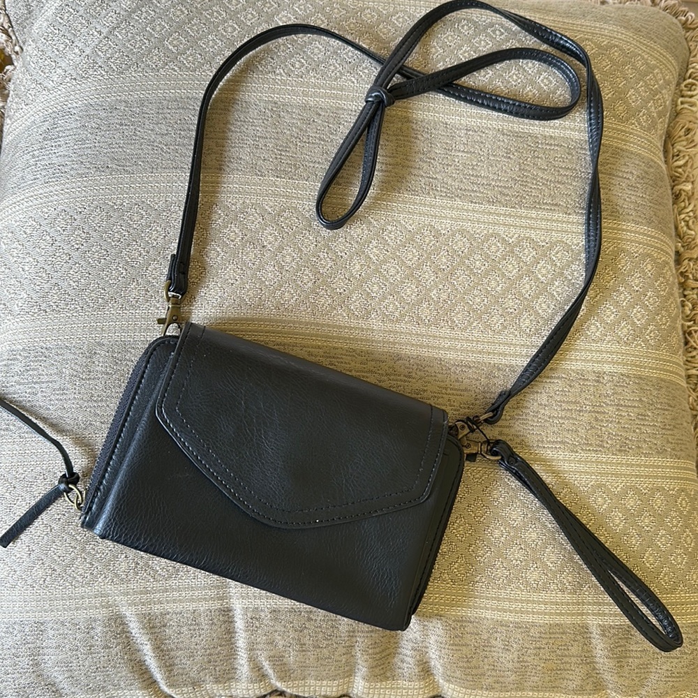 Black ladies crossbody wallet